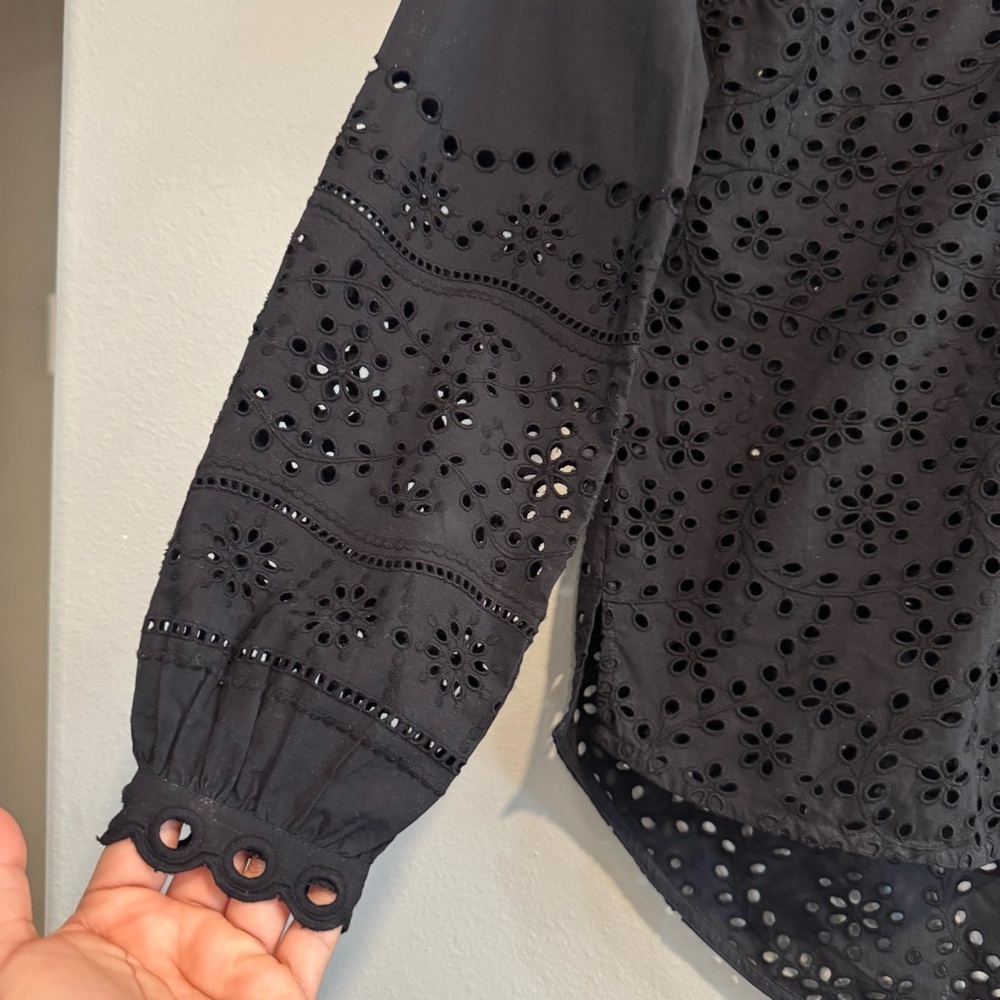 Veronica Beard Peggy Blouse Eyelet Button-Up Long Sleeve 0 $395 - Picture 3 of 6